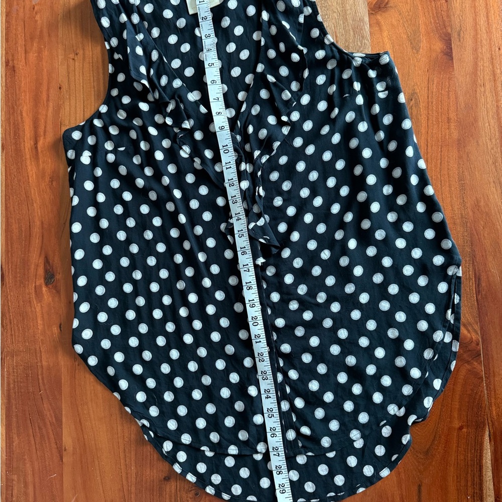 🦊 Anthropologie Black polka dot Ruffled Blouse - Picture 6 of 6